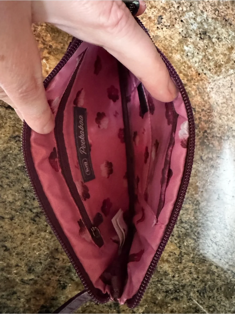 Lug Peekaboo Quilted Convertible Wristlet Clutch Phone Pouch RFID